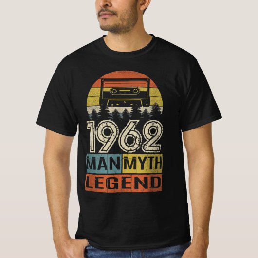 ヴィンテージレトロ1962誕生日ギフトマン神話の伝説 Tシャツ (正面)