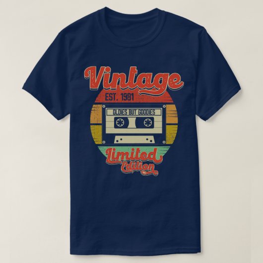 ヴィンテージレトロ1981カセットテープOldies But Goodie Tシャツ (デザイン正面)