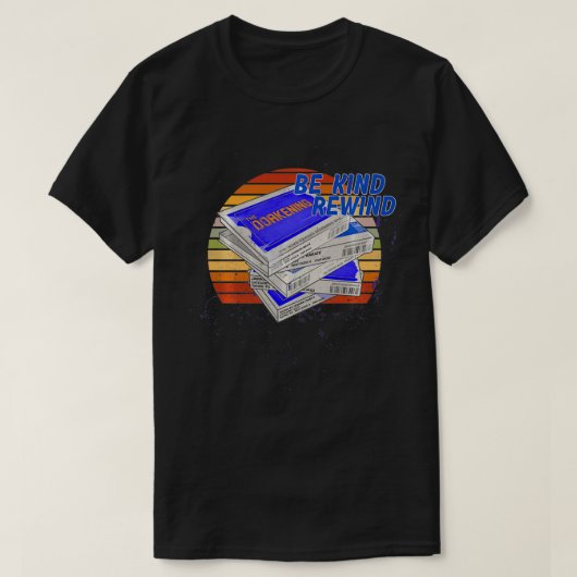 ヴィンテージレトロVHS巻き戻し Tシャツ (デザイン正面)