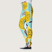 ヴィンテージレモン：手描きシームレスパターン レギンス (左)