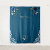 ヴィンテージレースブルーフローラ結婚金ゴールドの支柱 タペストリー (正面)