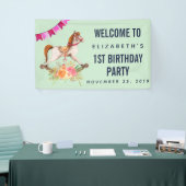 ヴィンテージロッキング馬とフローラブーケ誕生日 横断幕 (トレードショー)