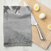 ヴィンテージロデオカウボーイズ、バッキングブロンコバイレミントン キッチンタオル (四つ折り)