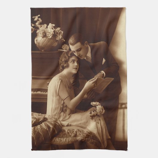 ヴィンテージロマンチックな音楽、愛とロマンス愛好家 キッチンタオル (縦)