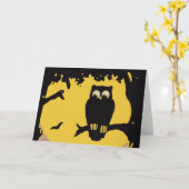 ヴィンテージ不気味ハロウィン、月のある木の中のフクロウ カード (黄色い花)