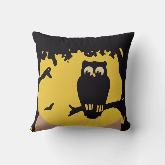 ヴィンテージ不気味ハロウィン、月のある木の中のフクロウ クッション (裏面)