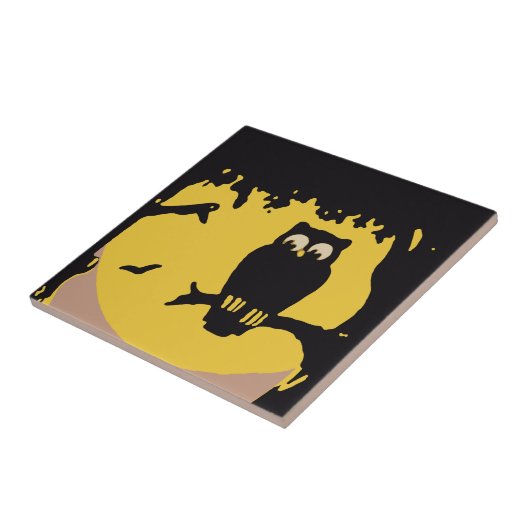 ヴィンテージ不気味ハロウィン、月のある木の中のフクロウ タイル (側面)