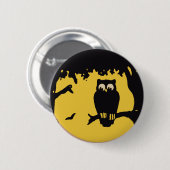 ヴィンテージ不気味ハロウィン、月のある木の中のフクロウ 缶バッジ (正面&裏面)