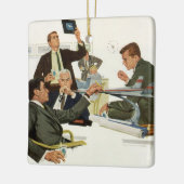 ヴィンテージ事業、航空会社幹部との協議 セラミックオーナメント (左)