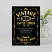 ヴィンテージ任意の年齢大人誕生日黒金ゴールド 箔招待状 (立ち正面)