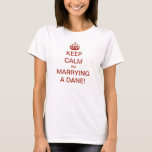 ヴィンテージ保は落ち着いて結婚する！ Tシャツ<br><div class="desc">ヴィンテージイラストレーション英語のKeep Calm and Carry Onデザインが新しい花嫁のために変更！静保かに結婚するぞ！王冠を王室の付け感じてお姫さま！祝福!おもしろいはあなたは結婚を知らせる方法。</div>