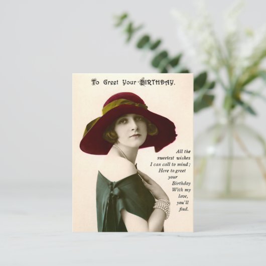 ヴィンテージ写真の女性があなたの誕生日を迎える ポストカード (スタンド正面)
