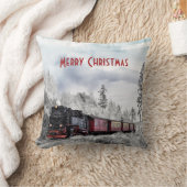 ヴィンテージ列車旅行が冬の風景を通る クッション (ブランケット)