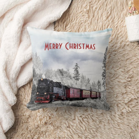 ヴィンテージ列車旅行が冬の風景を通る クッション (ブランケット)