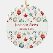 ヴィンテージ初めてのクリスマスベビーの足プリント セラミックオーナメント (裏面)