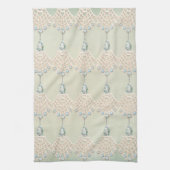 ヴィンテージ刺しゅうレースrhinestoneルックティール(緑がかった色)クリーム キッチンタオル (縦)