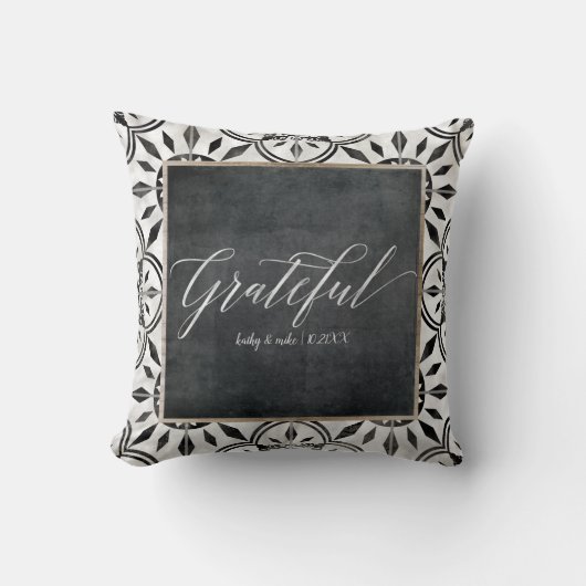 ヴィンテージ動揺してファームハ素朴ウスブラックnホワイト クッション (正面)