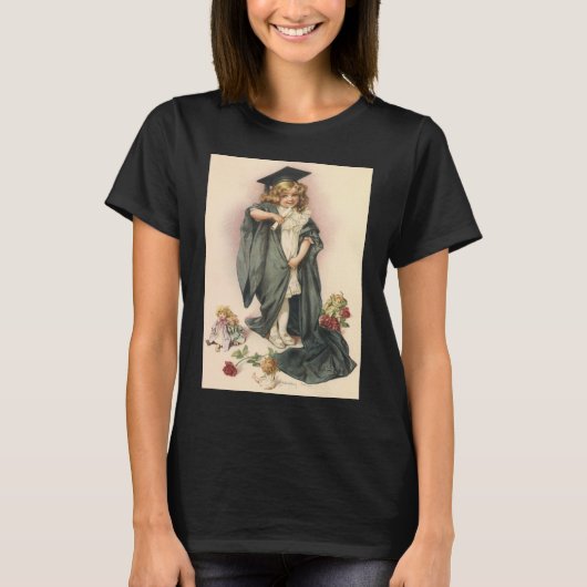 ヴィンテージ卒業、キャップとガウンを着た少女 Tシャツ (正面)