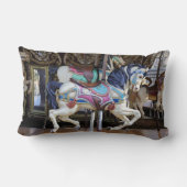 ヴィンテージ回転木馬馬ギャロッピングII ランバークッション (裏面)