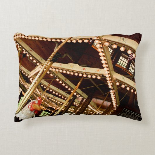 ヴィンテージ回転木馬 アクセントクッション (正面)