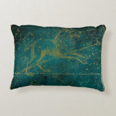 ヴィンテージ図解入りの、写真付きのグリーン&金ゴールドライオンのスターマップ アクセントクッション (裏面)