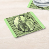 ヴィンテージ女性が緑を占める スクエアペーパーコースター (アングル)