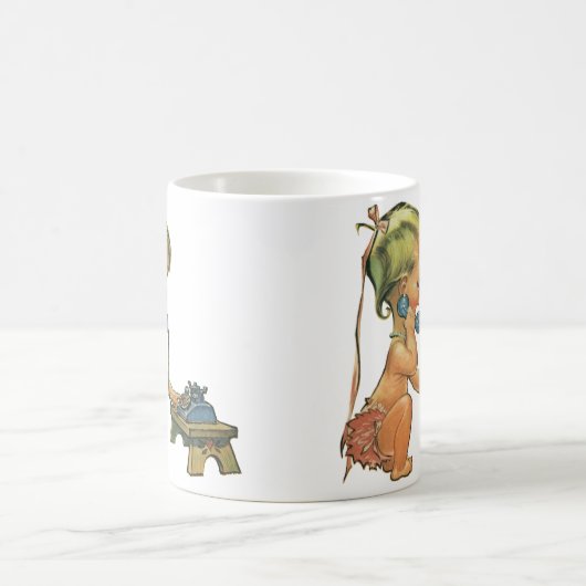 ヴィンテージ子おもちゃ電話で話すかわいい金髪の女の子 コーヒーマグカップ (中央)