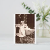 ヴィンテージ子をPramで撮影 ポストカード (スタンド正面)