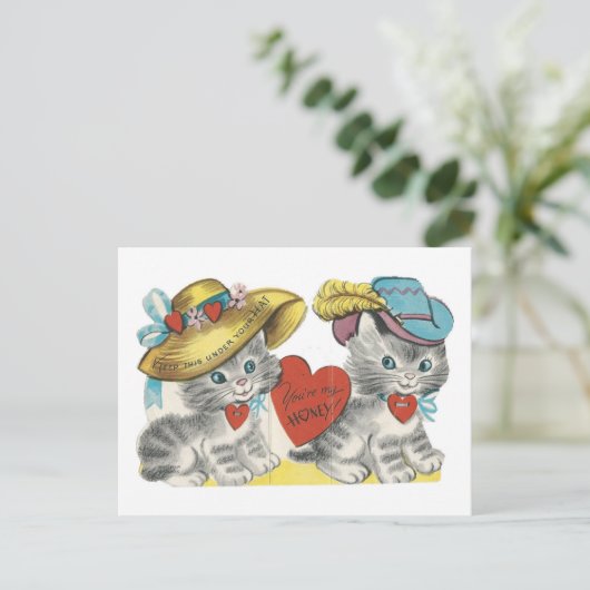 ヴィンテージ子猫の帽子のバレンタインコピー シーズンポストカード (スタンド正面)