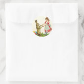 ヴィンテージ小さな女の子ダンスとバニーイースターエッグ ラウンドシール (バッグ)