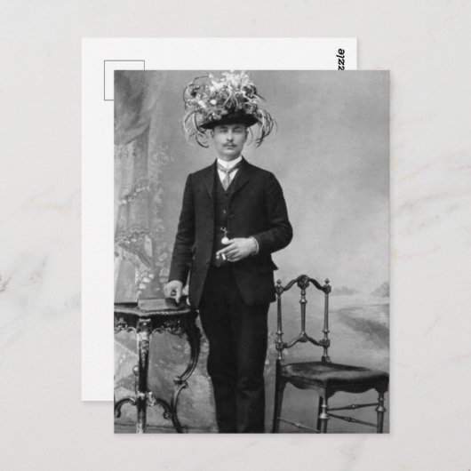 ヴィンテージ帽をかぶったスーツを着た男性 ポストカード (正面/裏面)