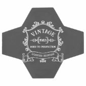 ヴィンテージ年から完成度までの誕生日年 サッカーボール (フラット)