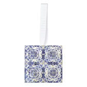 ヴィンテージ幾何学的な青の白いタイルのクリスマス キューブオーナメント (正面)