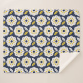 ヴィンテージ幾何学花模様 シェルパブランケット (正面(横))