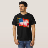 ヴィンテージ愛国アメリカ国旗、7月4日 Tシャツ (正面フル)