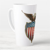 ヴィンテージ愛国主義誇りを持った、イーグル国旗 カフェラテマグ (左アングル)