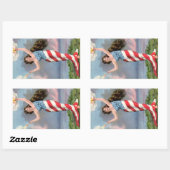 ヴィンテージ愛国少女がアメリカ国旗を身に着けている 長方形シール (シート)