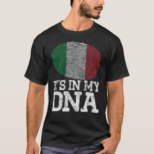 ヴィンテージ愛国心それは私のDnaイタリア国旗の指にある Tシャツ