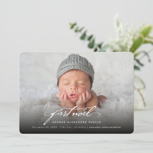 ヴィンテージ手書きスクリプトベビーの最初のノートフォト シーズンカード (スタンド正面)