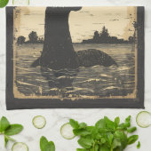 ヴィンテージ救ネッシーローチネスモンスター キッチンタオル (折り畳み)