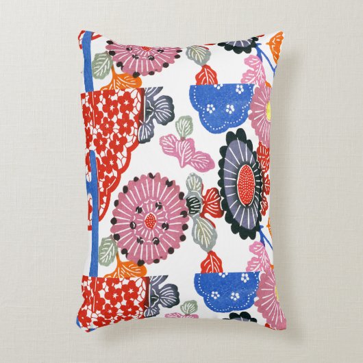 ヴィンテージ文紅型：小さくらんぼの花… アクセントクッション (正面(垂直))