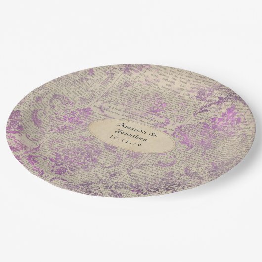 ヴィンテージ新聞ラベンダーダマスクウェディング ペーパープレート (アングル)