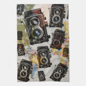ヴィンテージ旅行カメラパターン キッチンタオル (縦)