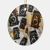 ヴィンテージ旅行カメラパターン セラミックオーナメント (左)