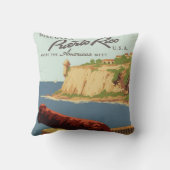 ヴィンテージ旅行ポスターアート、プエルトリコを発見！ クッション (裏面)