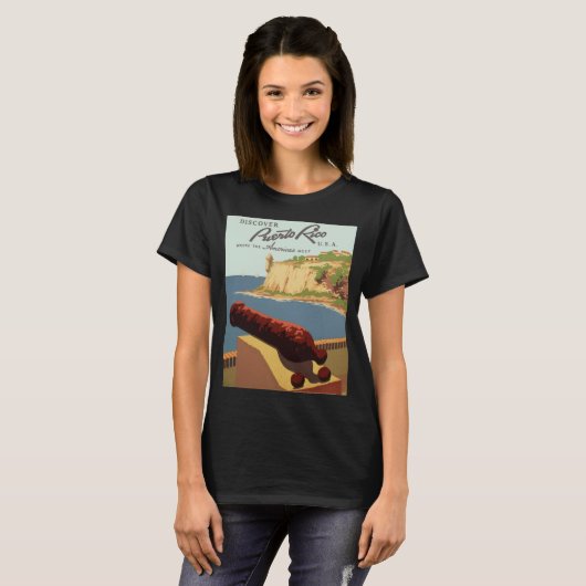 ヴィンテージ旅行ポスターアート、プエルトリコを発見！ Tシャツ (正面フル)