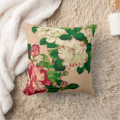 ヴィンテージ日本のカメリア。深いピンクオンベージュ クッション (ブランケット)