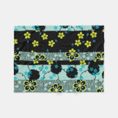 ヴィンテージ日本のフローラの着物パターン フリースブランケット (正面(横))