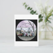 ヴィンテージ日本の芸者がさくらんぼの下に座る ポストカード (スタンド正面)