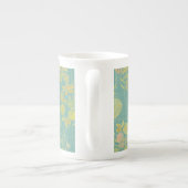 ヴィンテージ春フローラティール（緑がかった色）パターン ボーンチャイナマグカップ (裏面)